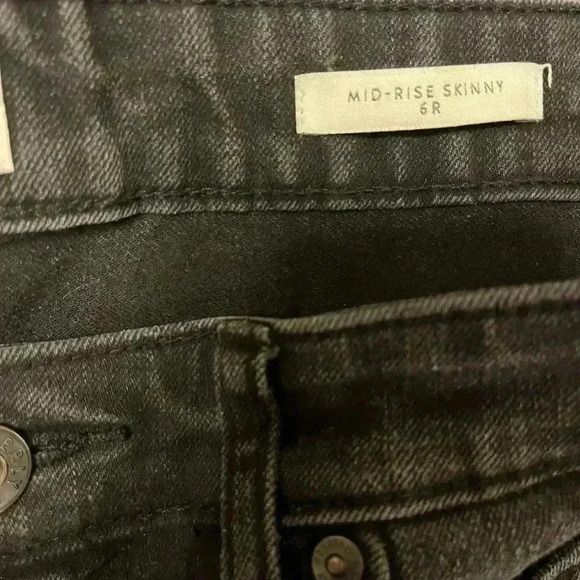 Wonderly black mid-rise skinny ankle jeans size 6R - Picture 2 of 9